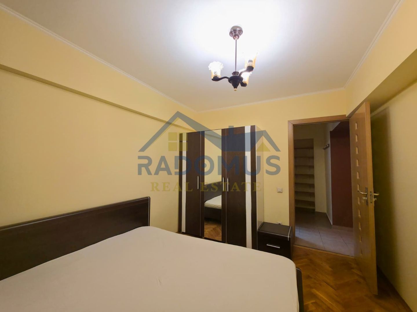Apartament ultracentral – Ploiești - Mobilat/Utilat - 350 € - Poză 5