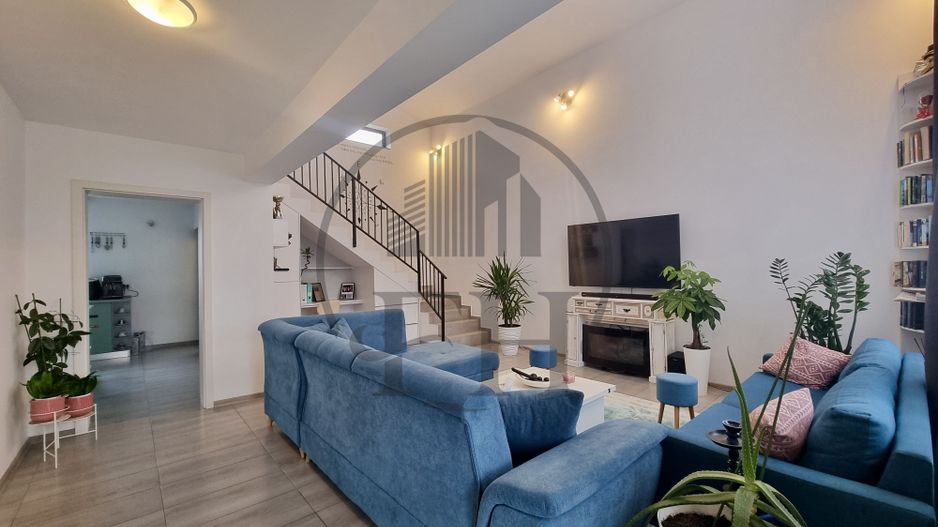 SOLD/ VANDUT- Casa / Vila de vanzare Valu lui Traian - Poză 14