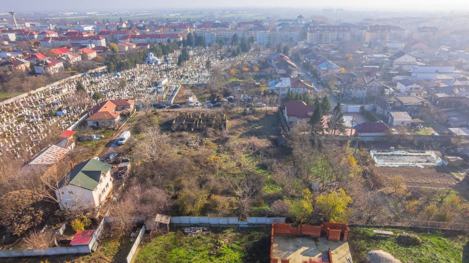 Bragadiru dubla deschidere Str. Crinului URBANISM CONSTRUIRE 10 CASE - Poză 7