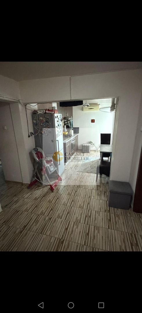 3 camere - 70MP | Decomandat | 2 Balcoane | Crangasi - Poză 13