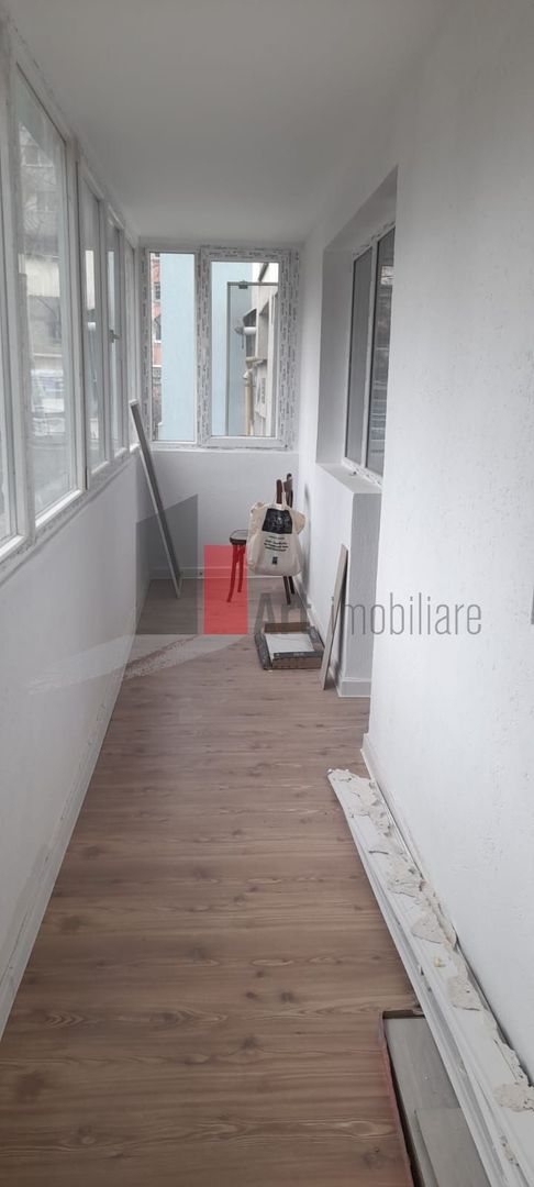 Apartament 3 camere  Titan Balcon de 14 mp - Poză 8