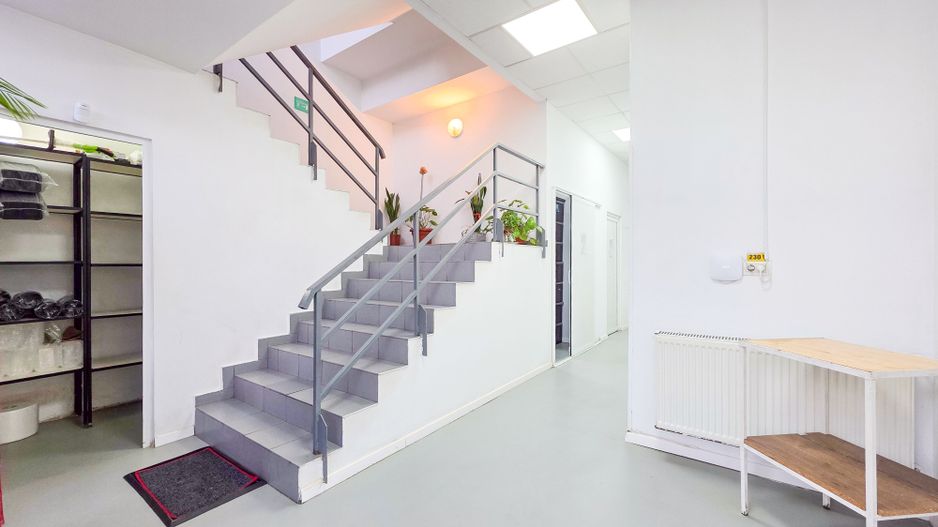 Spațiu industrial–afacere catering la cheie, teren&hală 750 mp S+P+1E - Poză 35