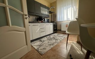 3 camere | centrala proprie | etaj intermediar | mobilat si utilat | - Poză 4