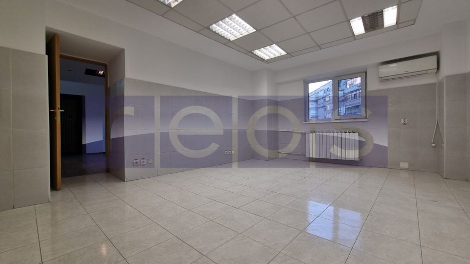 VANZARE SPATIU COMERCIAL | 15 CAMERE | ZONA UNIRII - Poză 32