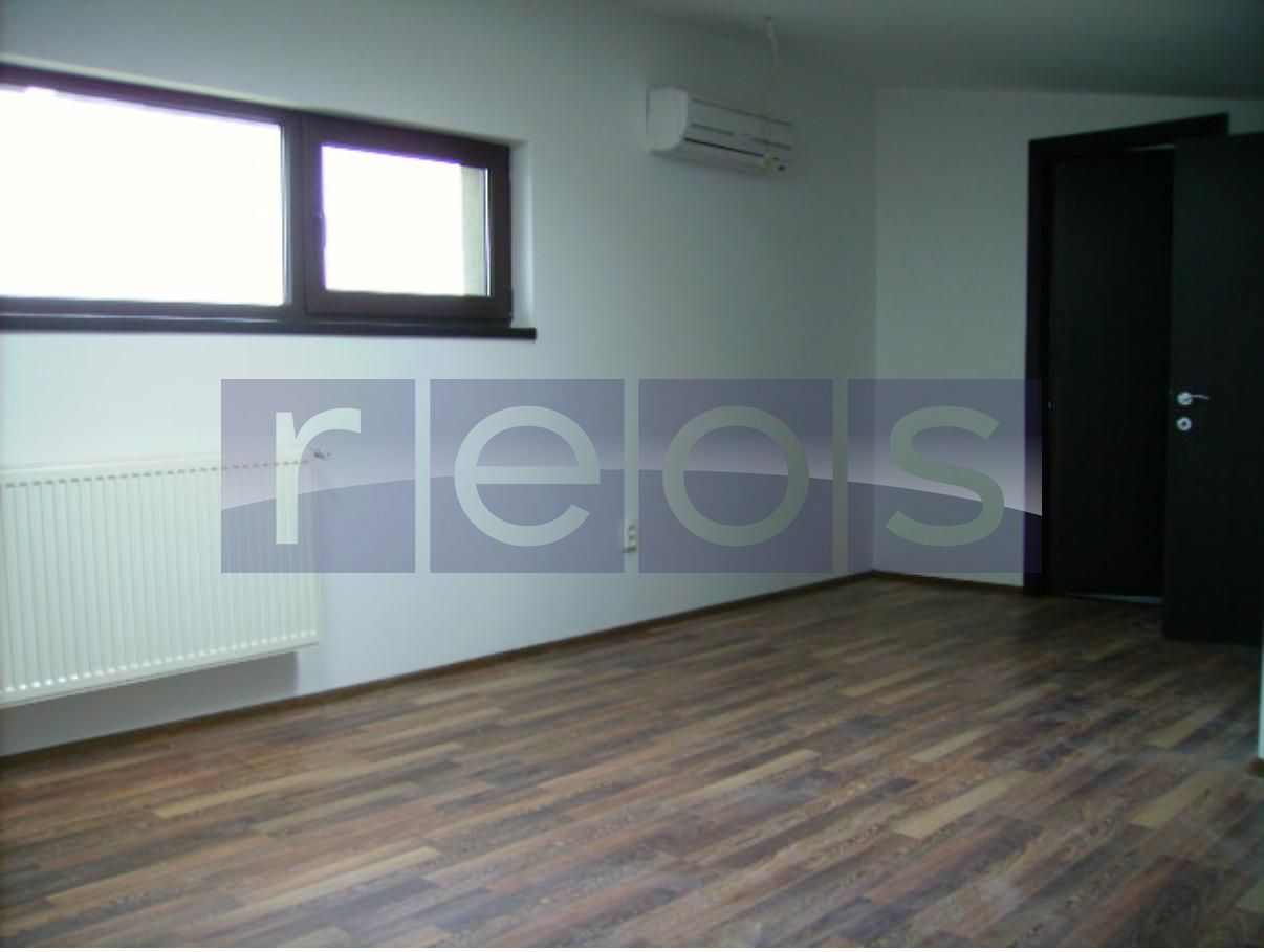 VILA PIPERA 5 CAMERE | CORTINA NORTH | - Poză 3