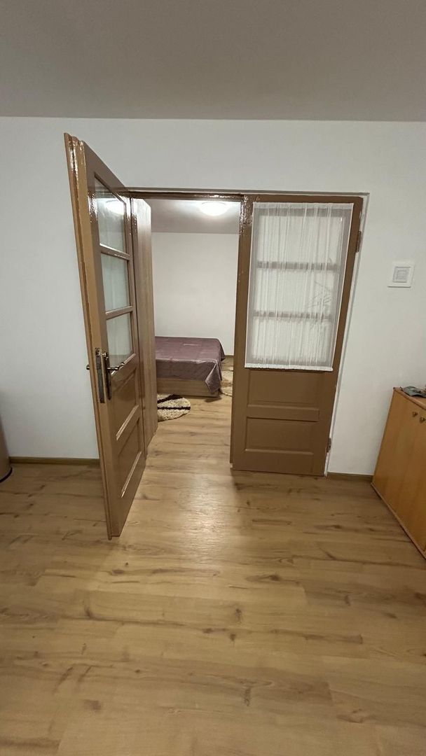 GARSONIERA - RAHOVA, PET-FRIENDLY, MOBILAT/UTILAT MODERN, CURTE - Poză 9