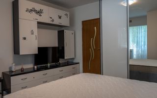 VÂNZARE GARSONIERĂ | ZONA TITAN | MOBILATA ȘI UTILATA - Poză 3