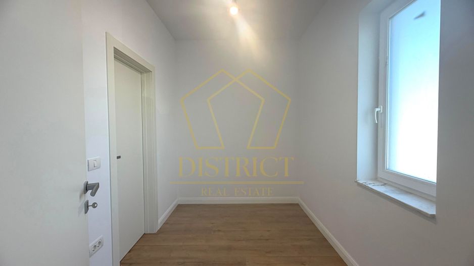 Duplex superb cu 5 camere despărțit prin camera tehnica I Mosnita Noua - Poză 9