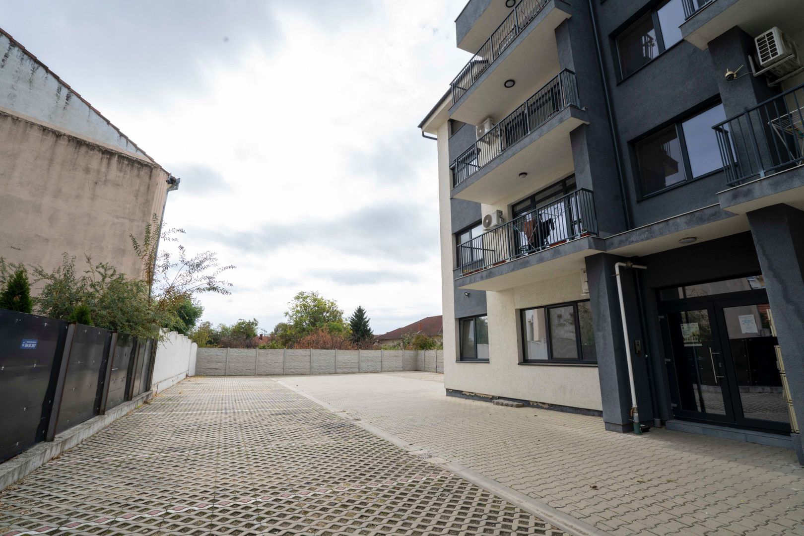 Apartament cu 2 camere de închiriat – bloc nou, zona Iosia Oradea - Poză 14