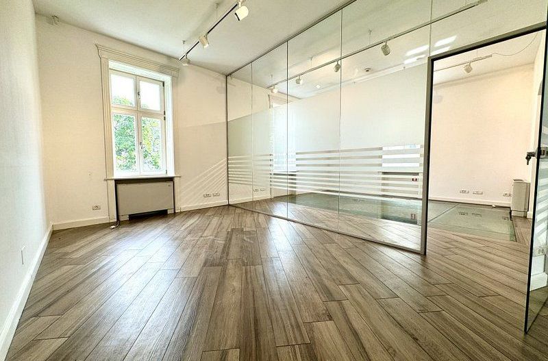 Birou elegant si spațios in Piața Unirii - Poză 2