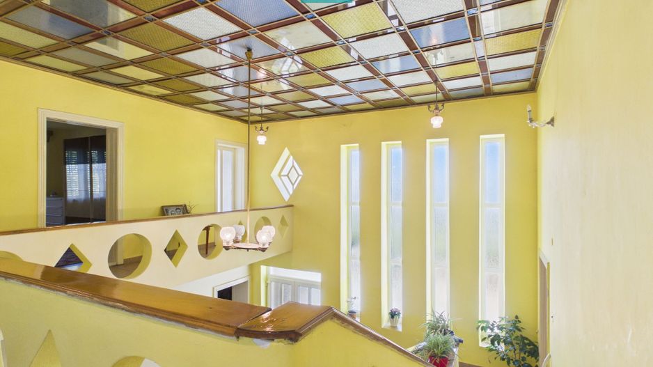 Casă/vilă cu 10 camere – Ineu, centru - Poză 6