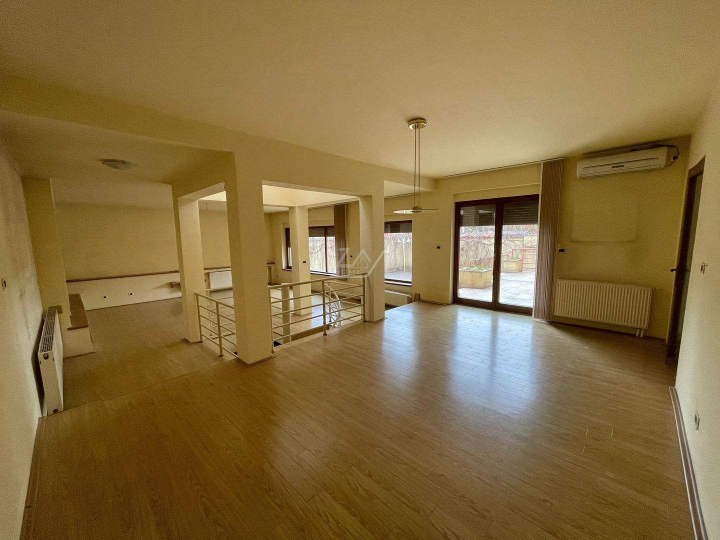 Casa individuala deosebita in zona Girocului - pozitie excelenta. Garaj dublu. - Poză 7