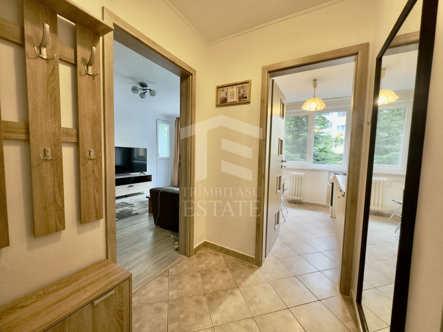 Apartament 2 camere renovat la 13 minute METROU Obor - Poză 2