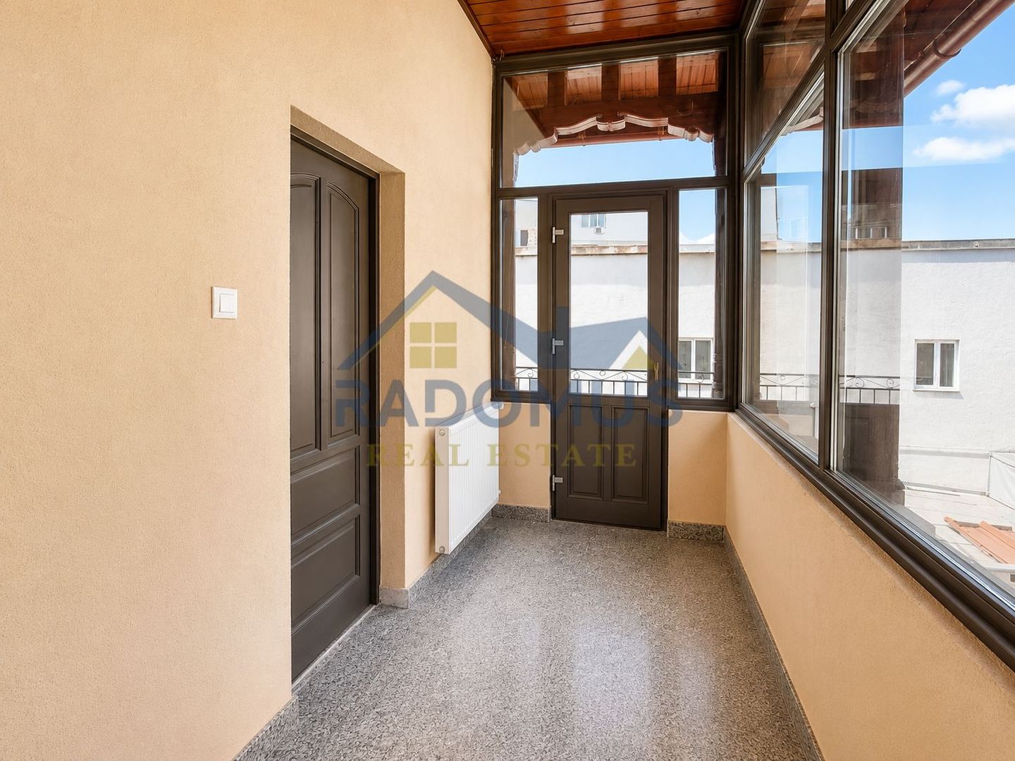 Spațiu Comercial | Centru | 3 Camere | 100 mp | Etaj 500/ Mansarda 400 - Poză 7
