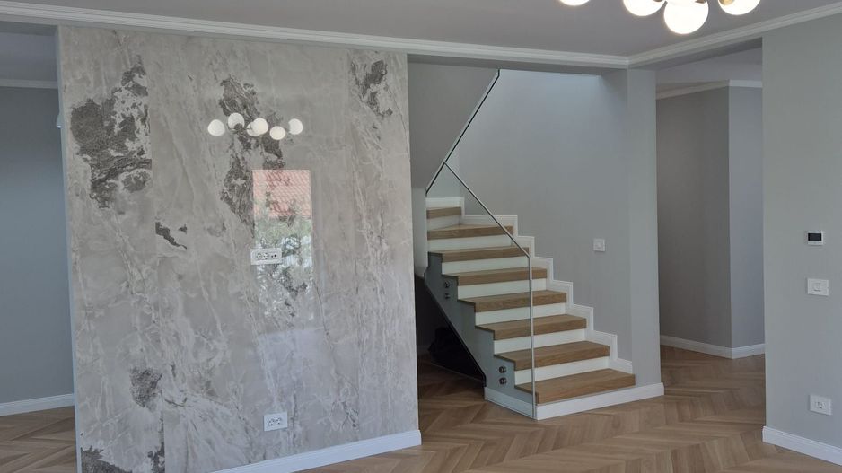 Locuinta individuala cu garaj si teren de 1000mp - Poză 2