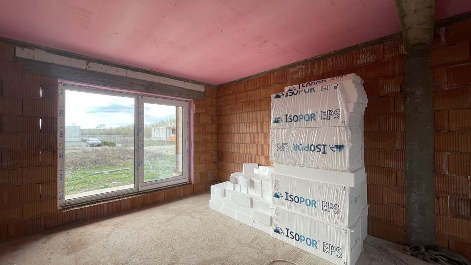 CASA LA ROȘU 220 MP | ZONA RETRASA CU VEDERE PANORAMICA| MARGINEA - Poză 20