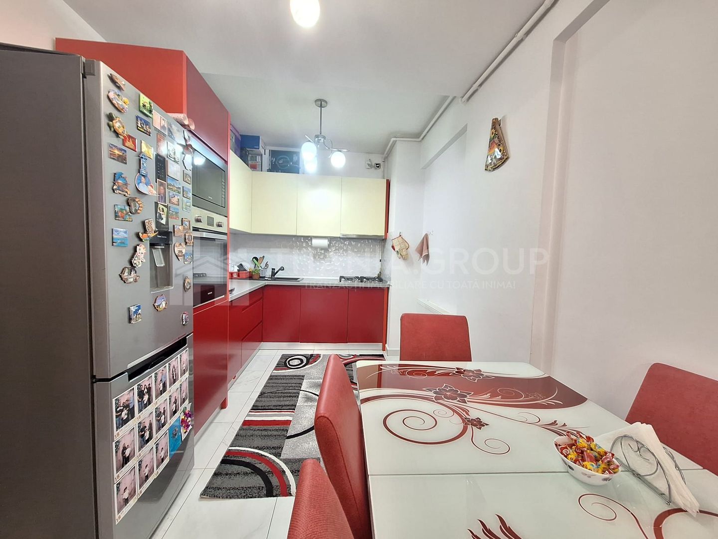 Apartament 2 camere decomandat, spatios,  Coresi Isaran - Poză 7