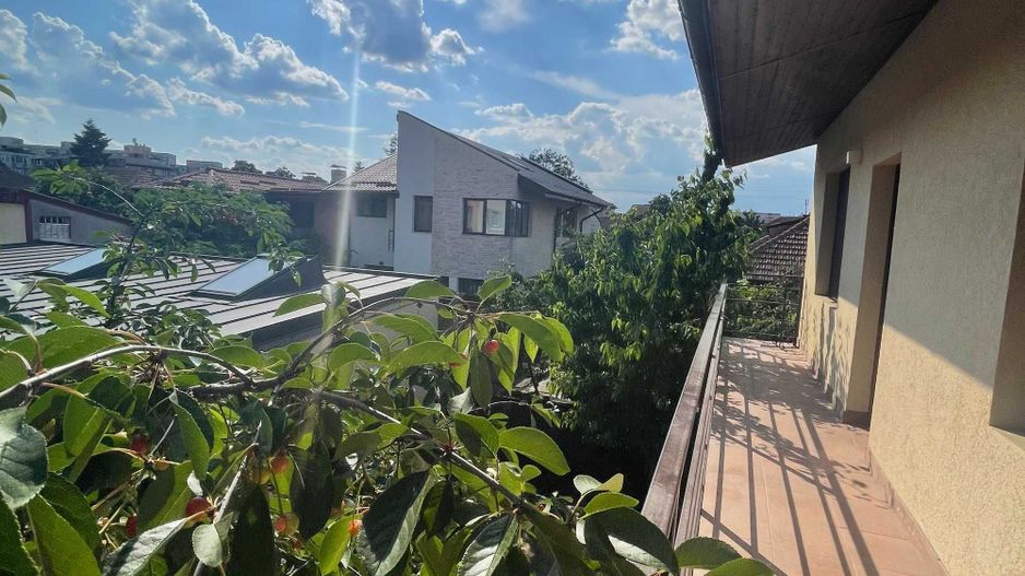 Inchiriere apartament 2 camere in curte privata militari - Poză 6