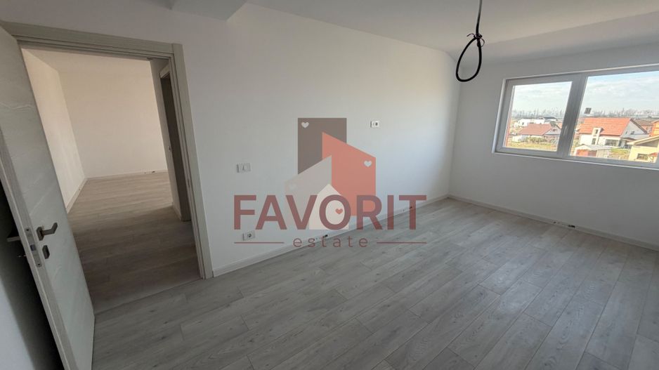 Decomandat. Disponibil imediat. Strada asfaltata - Poză 11