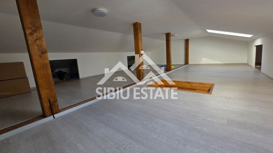 Apartament 4 camere cu terasa si pod, mobilat utilat - Poză 12