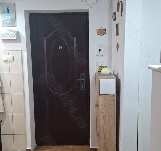 Vânzare apartament zona Botizului - Poză 2