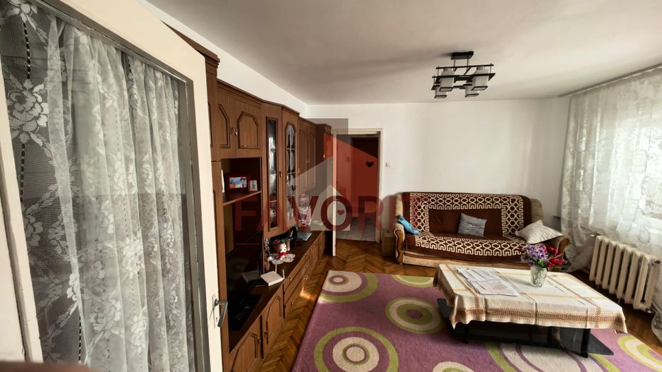 2 camere | mobilat si utilat | boxa | zona excelenta | - Poză 2