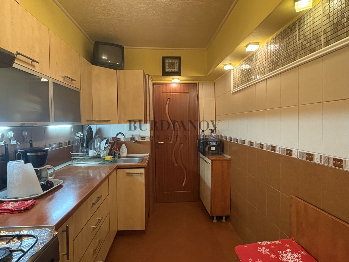 Apartament cu 3 camere - Ferdinand- Str. Avrig - Metrou Piața Iancului - Poză 5