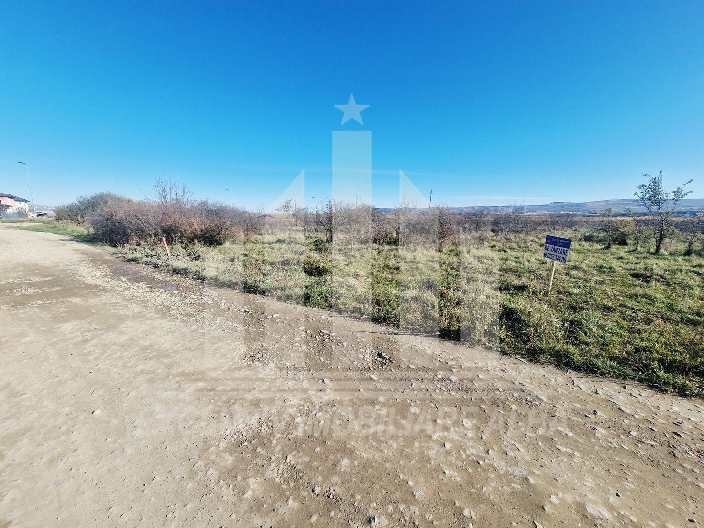 Teren intravilan de vanzare in Partos - Poză 1