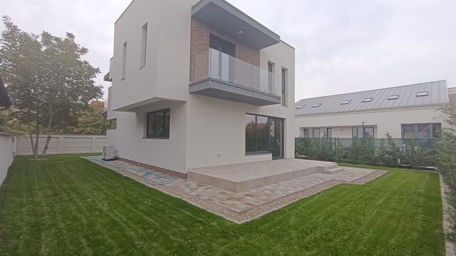 Vanzare casa moderna individuala zona rezidentiala Tunari - Poză 1