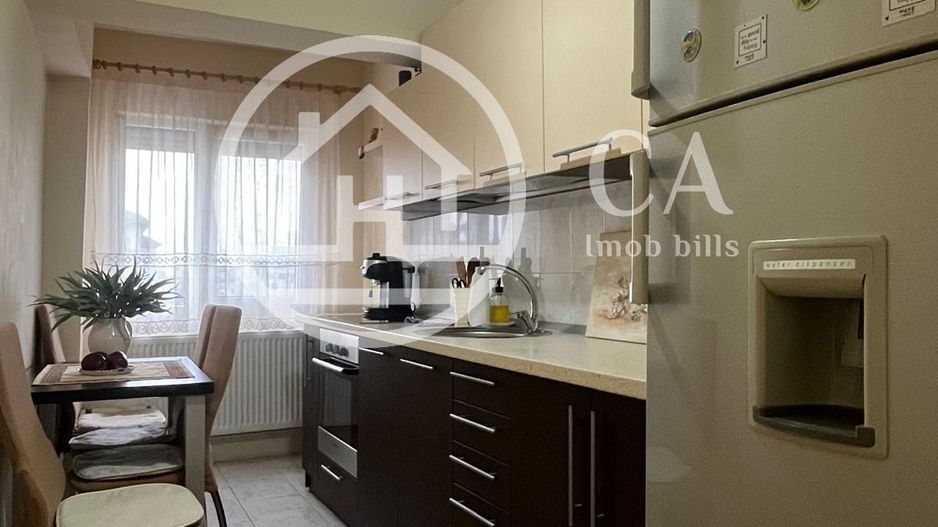 Apartament cu o cameră de vânzare in zona Rogerius, Oradea - Poză 1