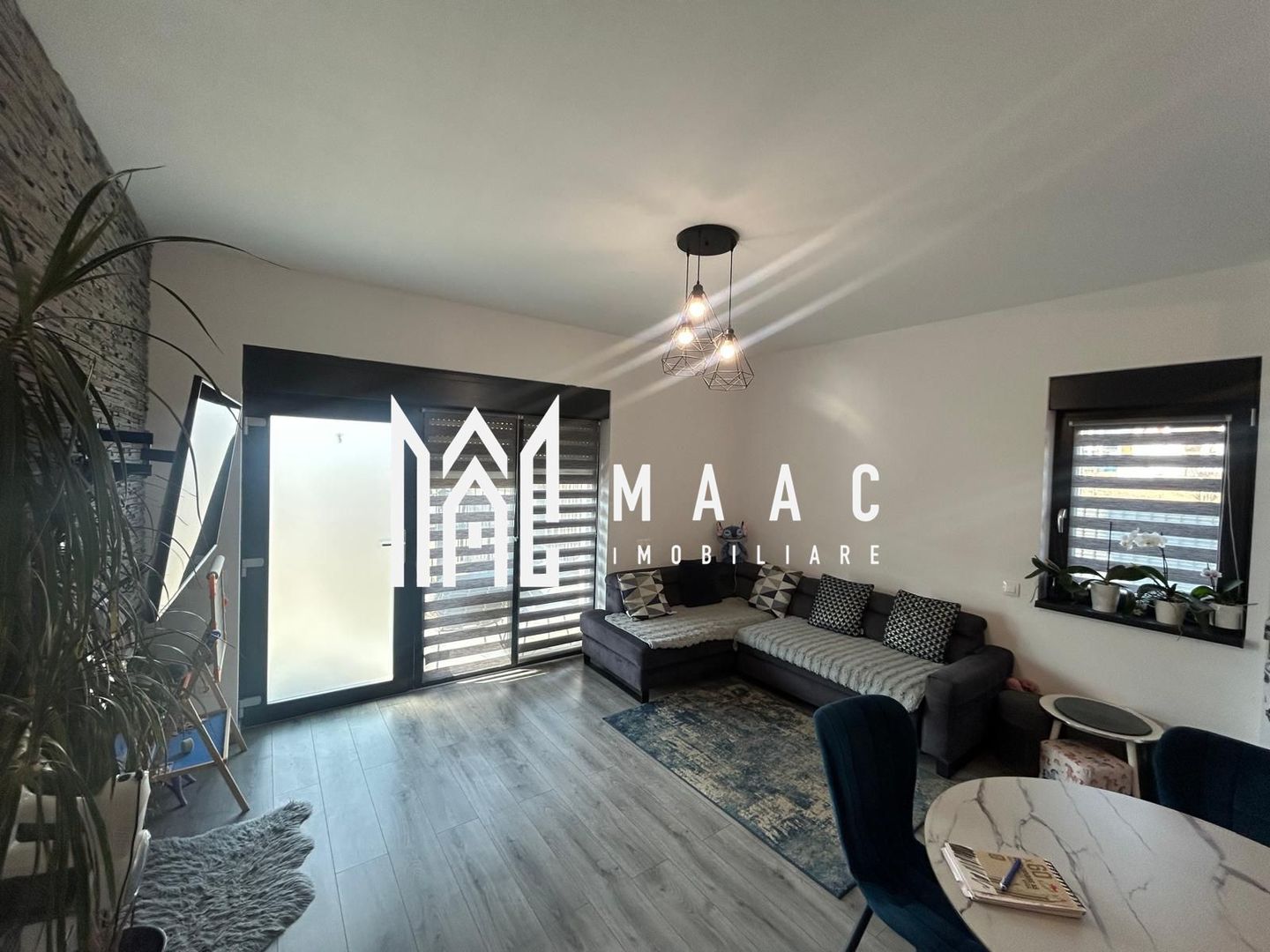 Apartament la Casă | 3 Camere | 64MPU | 83MP Curte I Șelimbăr - Poză 3