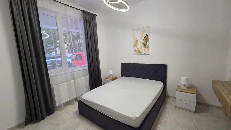 2 camere -Militari - Poză 4