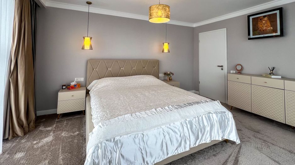 NEW VILLA TO RENT |  Vila premium cu piscina și jacuzzi încălzite - Poză 13