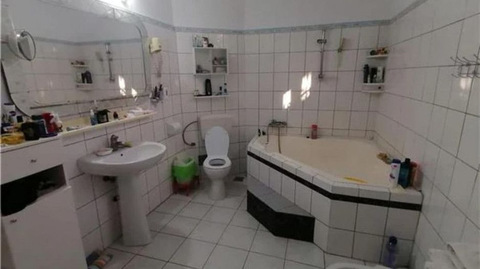 Casa P+E+M, 7 camere, teren 1000 mp, an 2000, Campina, Prahova - Poză 14