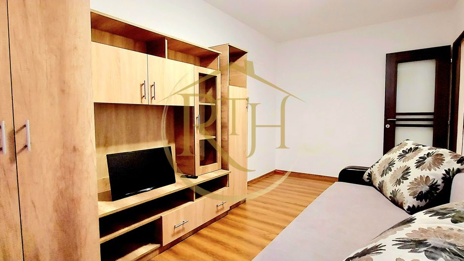 Oferim spre inchiriere, apartament cu 2 camere decomandat, Complex - Poză 1