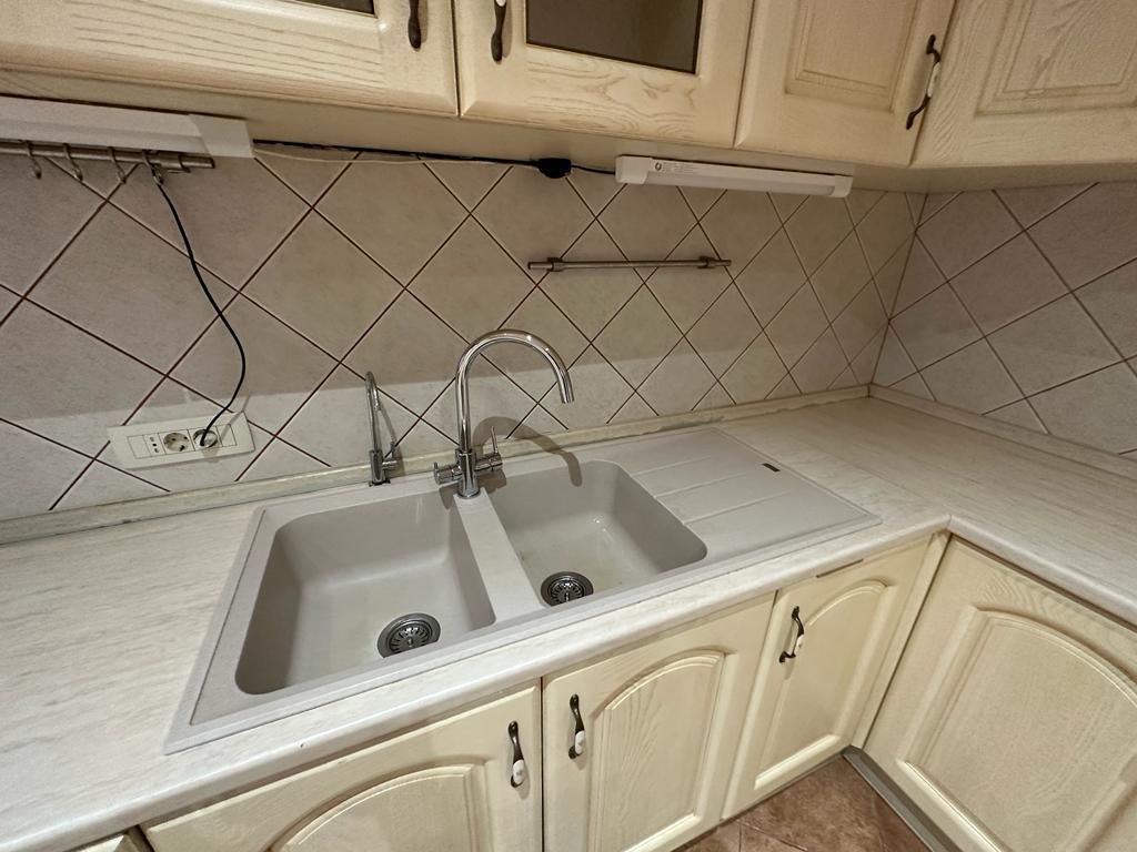 VILA  - ARADULUI. -British - Poză 19