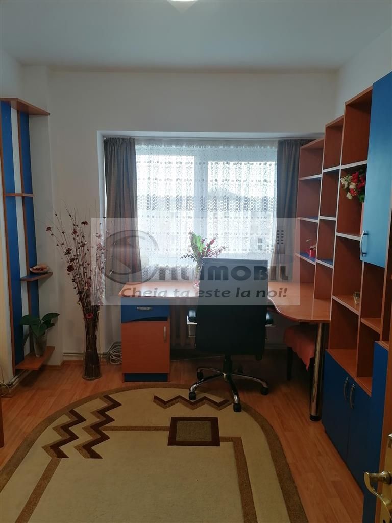 Apartament 4 camere - Zona Rond Vechi - Cug - 650 Euro - Poză 19