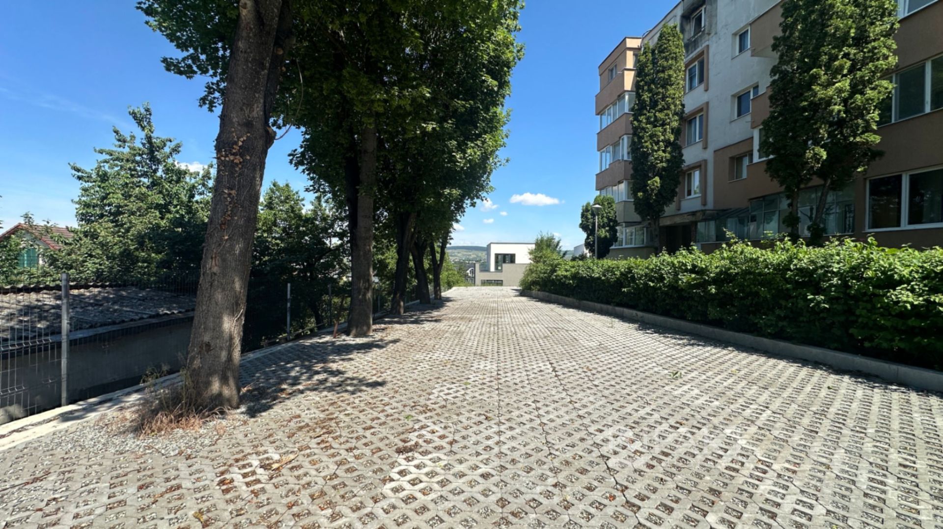Cladire 650 mp utili | Capacitate 25+ parcari | Zorilor - Poză 2