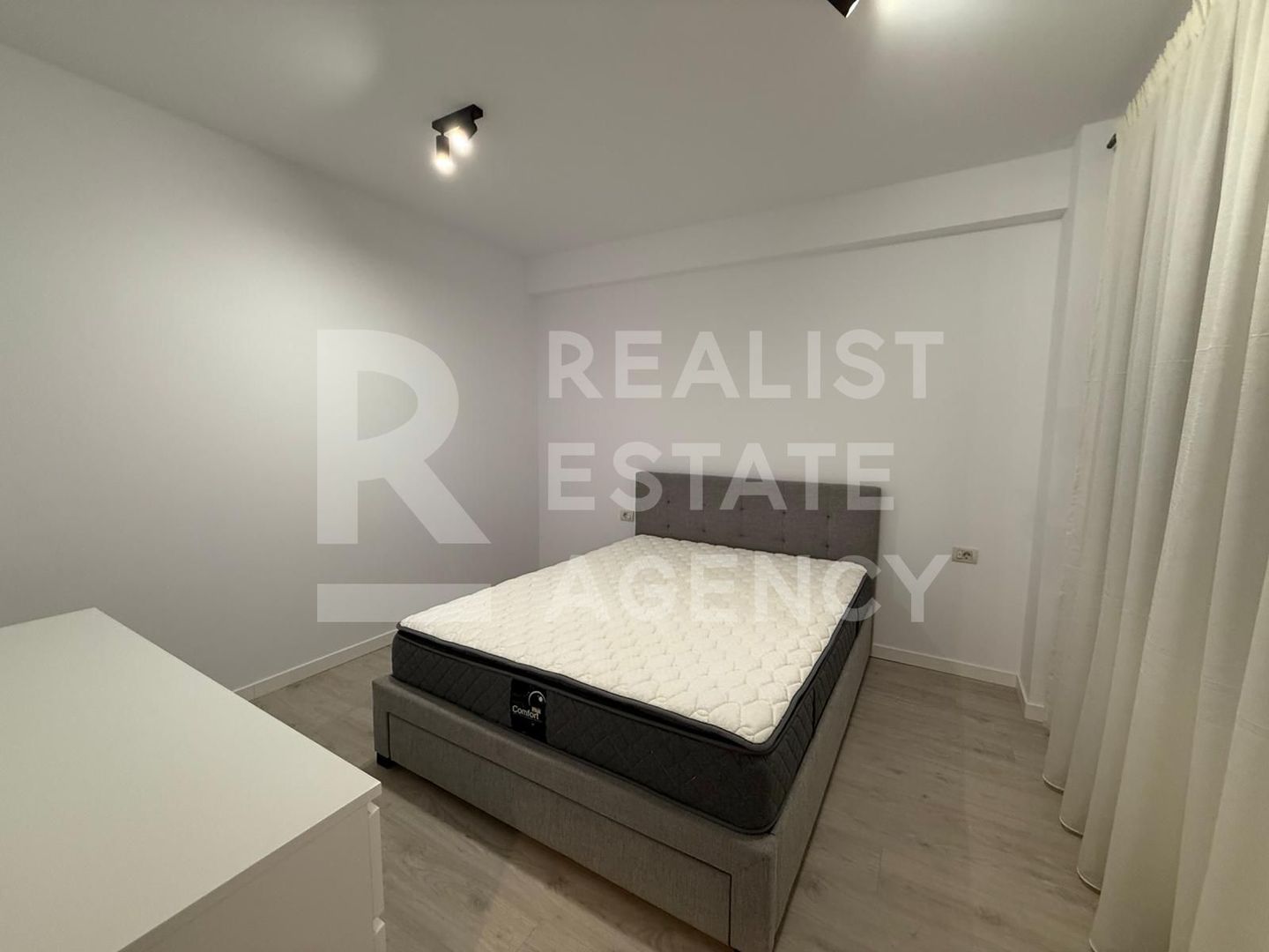 Chirie, 2 camere + loc de parcare, Pipera, prima închiriere - Poză 8