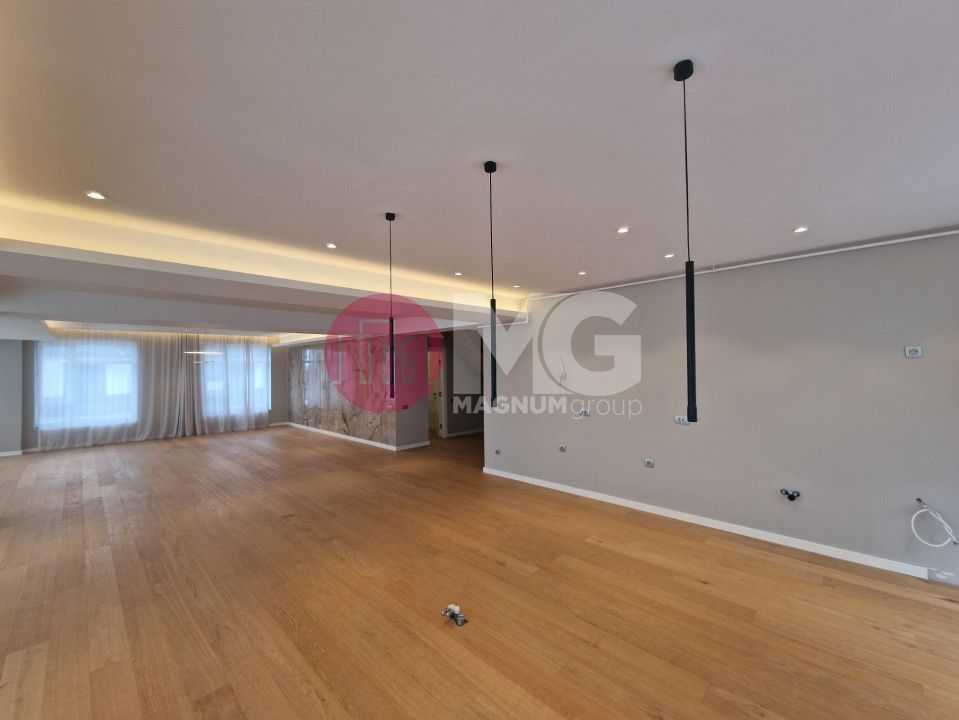 Penthouse de vanzare - 4 camere -vedere lac- Laguna Residence - Poză 2