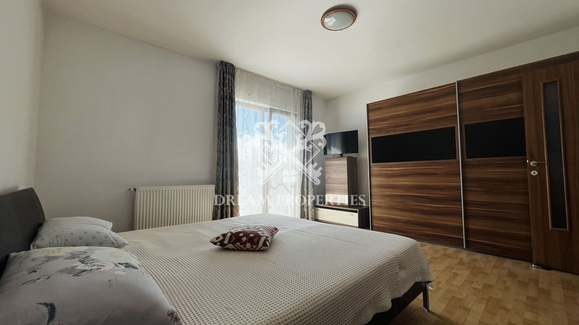 Apartament 2 camere, terasa, parcare, zona Avram Iancu Floresti - Poză 2