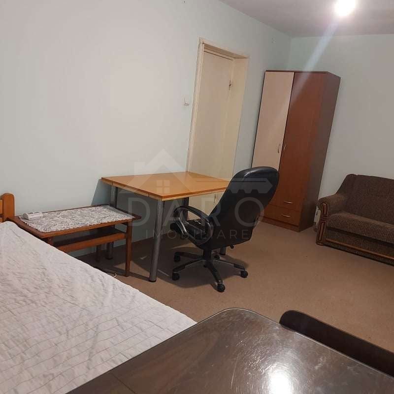 oferim spre inchiriere apartament cu 3 camere  Tudor - Poză 1