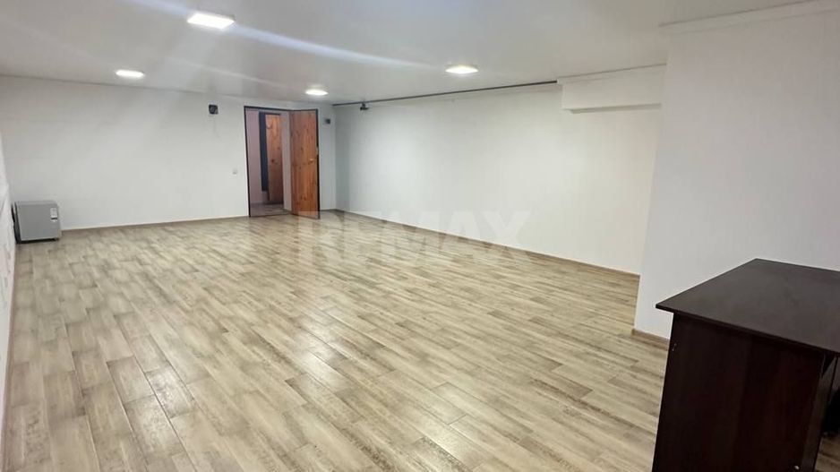 Spre Vânzare | Spațiu comercial | Chișinău | Botanica | Suprafața - 48,3 m2 | Preț - Poză 2