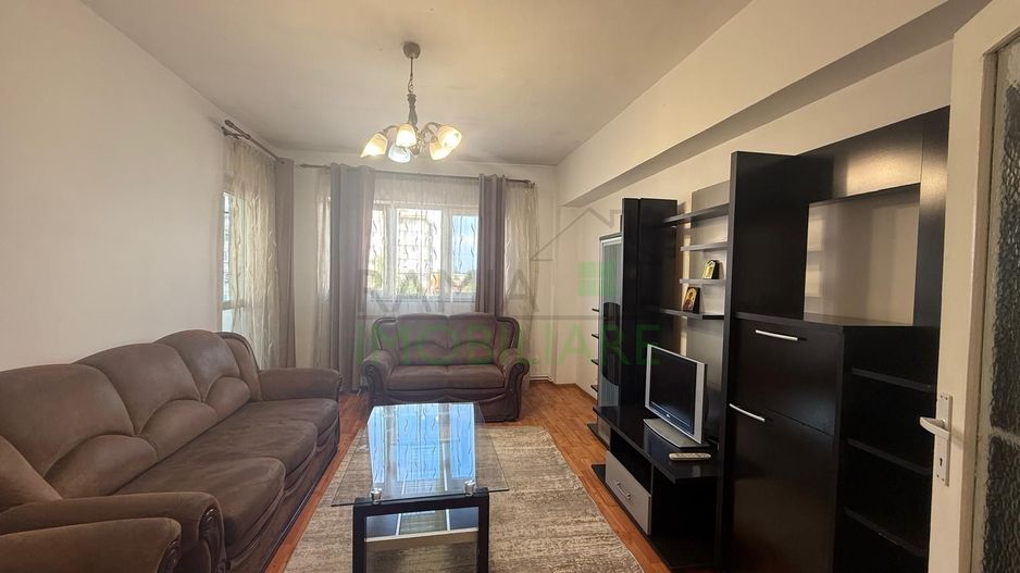 Apartament 3 camere decomandat cu 2 băi în Calea București - Poză 1