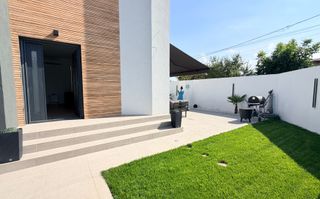 CASA DE VANZARE LA INTRARE IN COMUNA BERCENI – 5 CAMERE - Poză 3