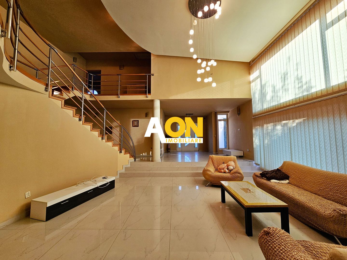 Casa 8 camere, S+P+1, teren 1377 mp, zona Schit - Poză 5