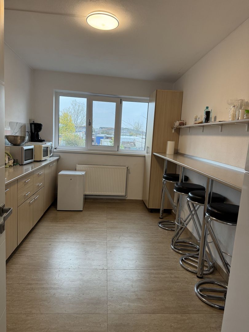 Spatii birouri de inchiriat renovate moderne L329 - Poză 23