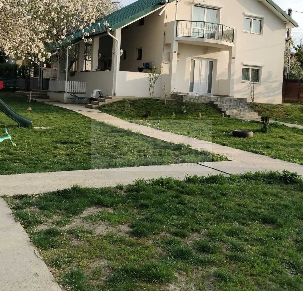 Vila Individuala Aroneanu - 5 camere- 799 EURO - Poză 1