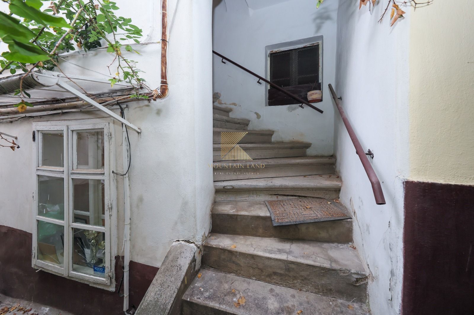 Locație rară în Brașov: ideal pentru regim hotelier sau business - Poză 13