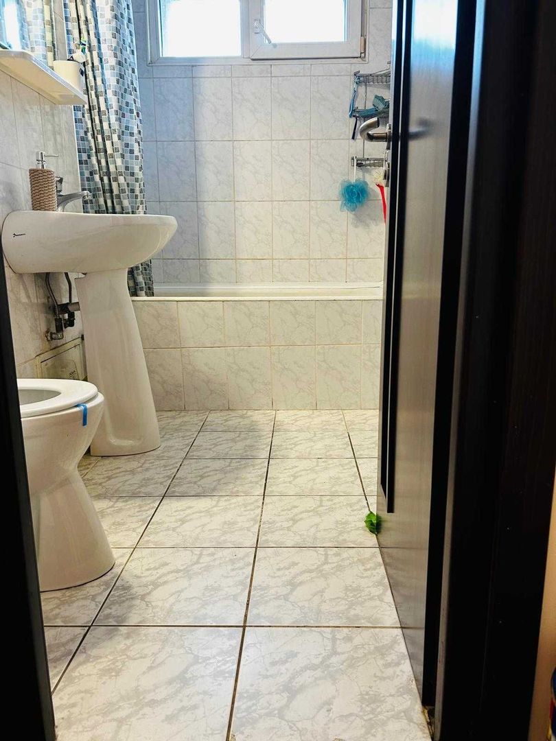 Apartament 3 camere Titan, parcare inclusă, etaj 4, complet mobilat - Poză 8